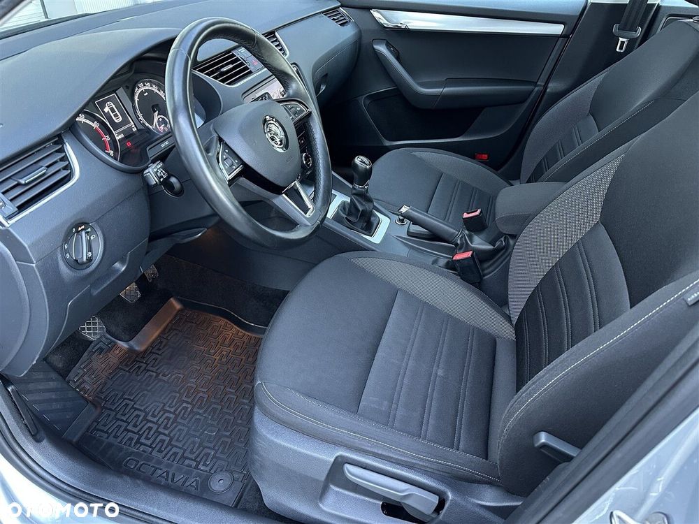 Skoda Octavia 1.5 TSI ACT Ambition - 10