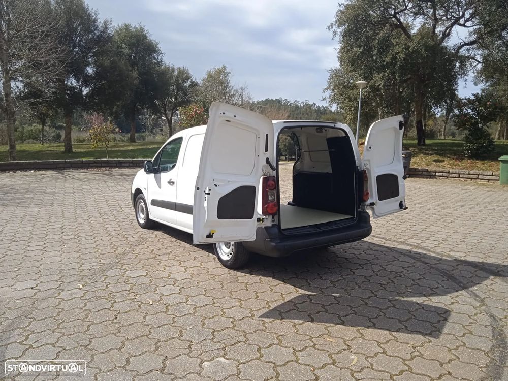 Citroën Berlingo XL (Longa) 1.6 Hdi 100cv 3 lugares 5 portas - 55