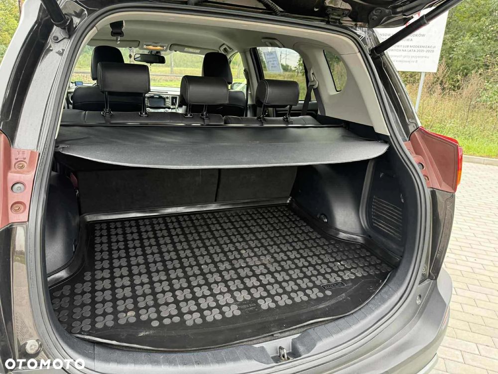 Toyota RAV4 - 24