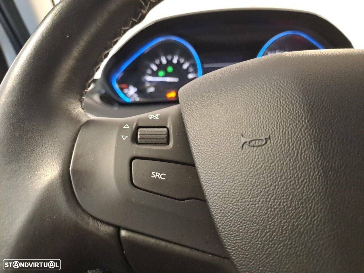 Peugeot 2008 1.2 PureTech Allure - 15