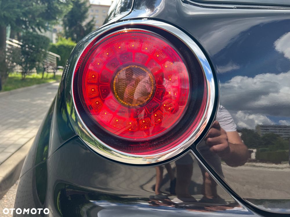 Alfa Romeo Mito 1.4 16V - 10