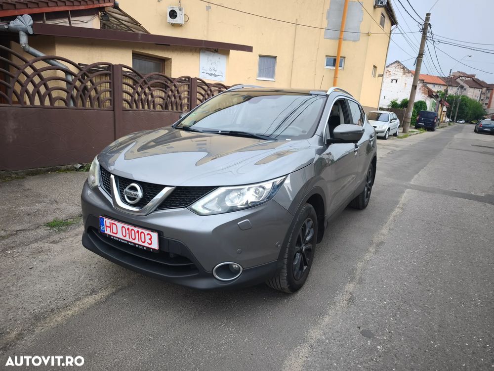 Nissan Qashqai 1.6 DCI TEKNA+ - 1