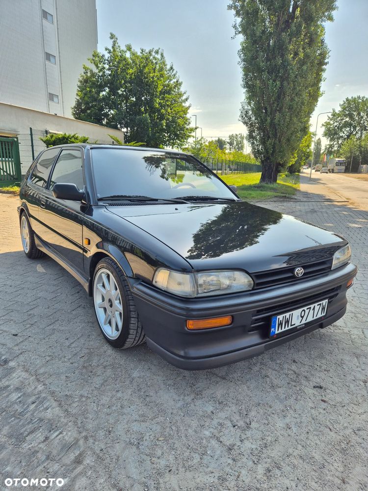 Toyota Corolla - 37