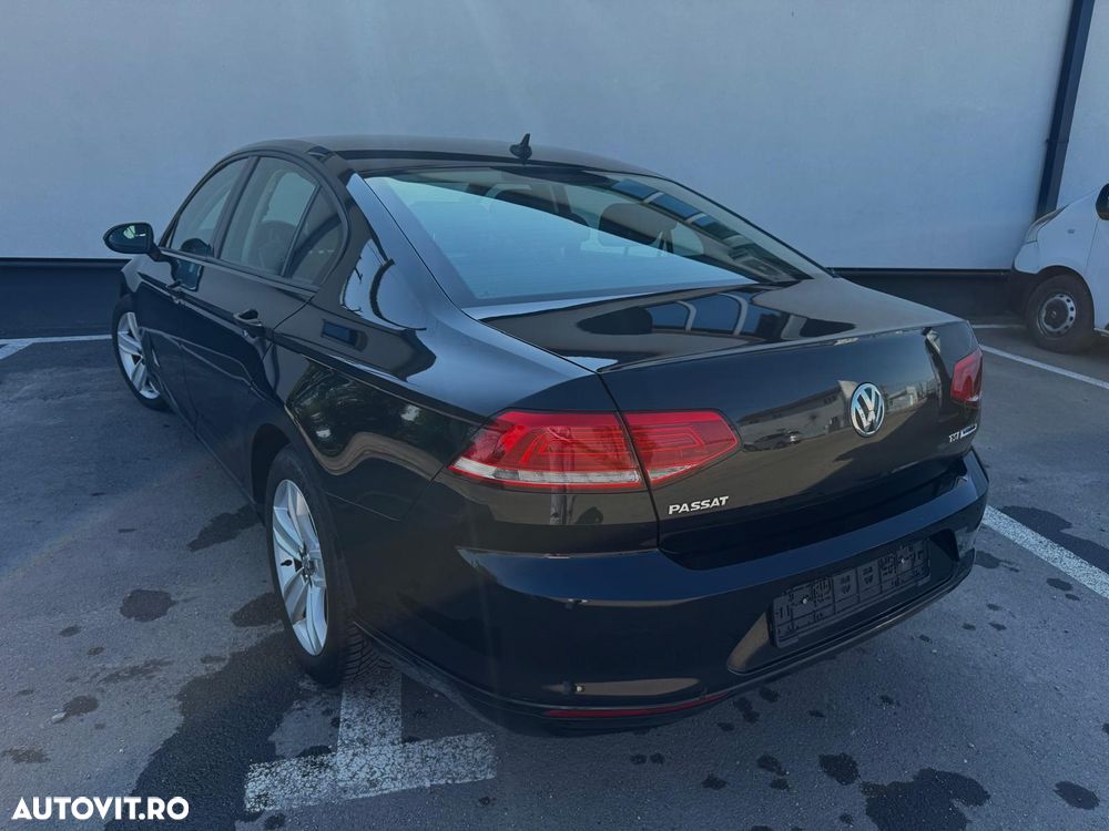 Volkswagen Passat 1.4 TSI (BlueMotion Technology) Trendline - 4