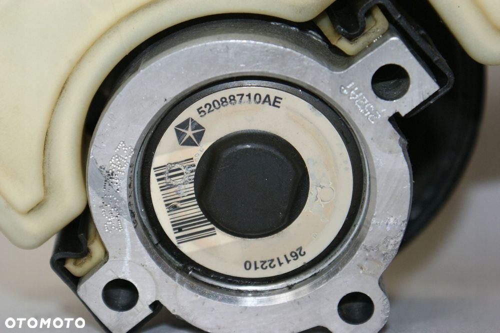 POMPA WSPOMAGANIA JEEP CHEROKEE LIBERTY 3.7 V6 - 9