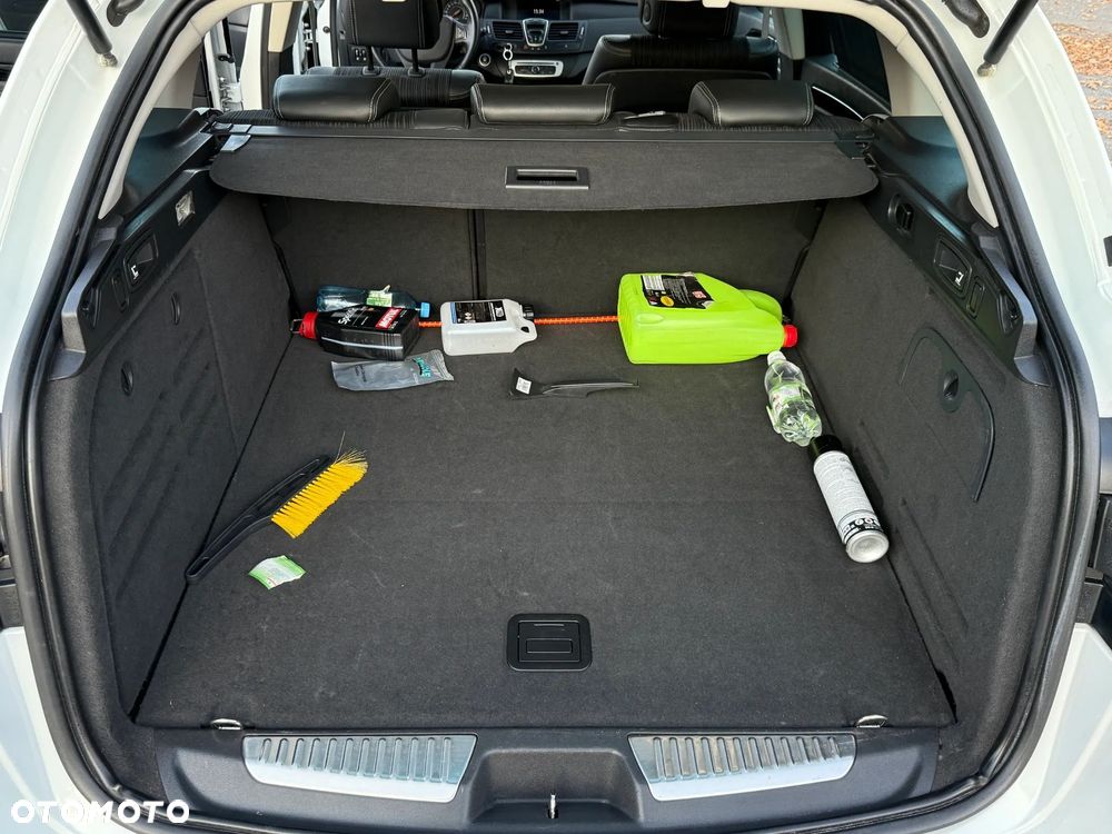 Renault Laguna ENERGY dCi 130 FAP Start & Stop Bose Edition - 12