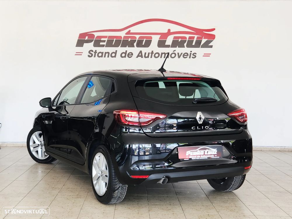Renault Clio - 16