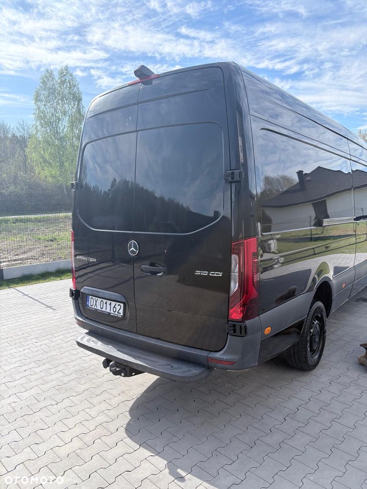 Mercedes-Benz Sprinter - 5