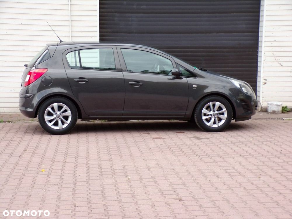 Opel Corsa - 4