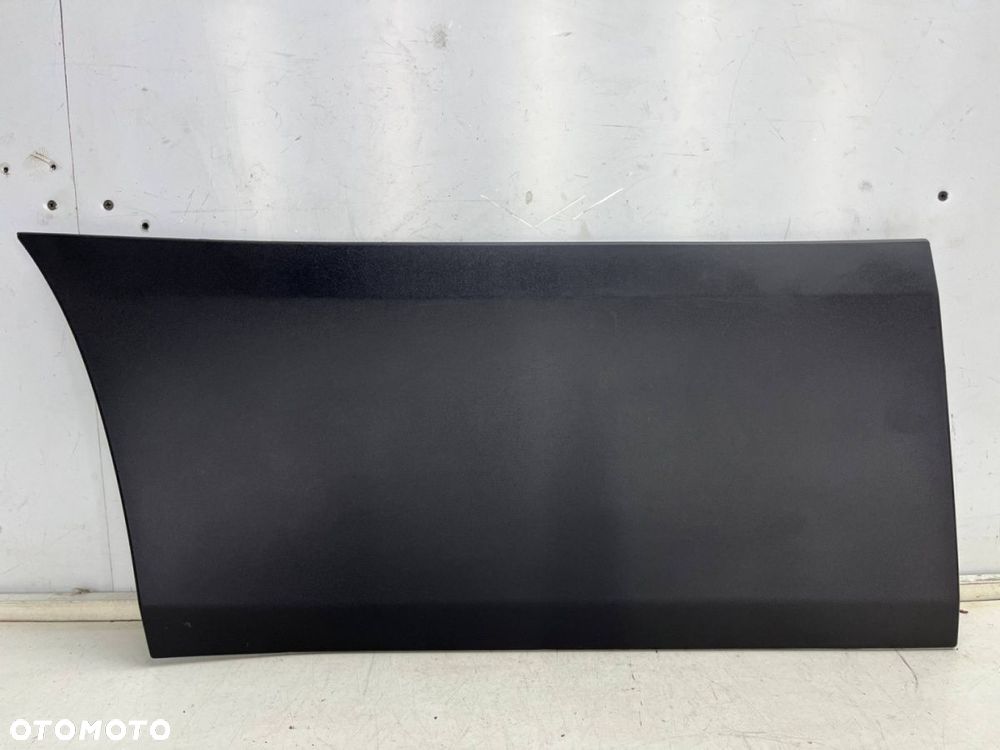 Listwa Iveco Daily 4 IV 14r.- lewa przednia dolna nakładka drzwi kierowcy lewy przód 5801808064 - 1