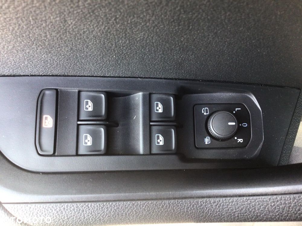 Skoda Karoq 1.5 TSI ACT Selection DSG - 26