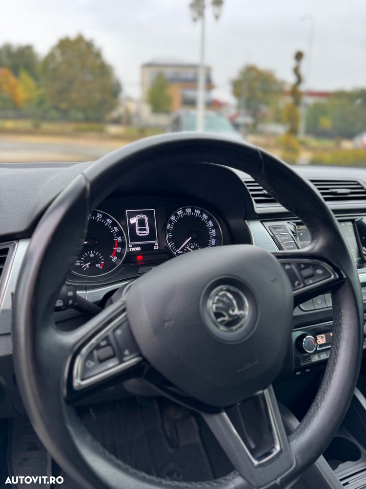 Skoda Fabia - 12