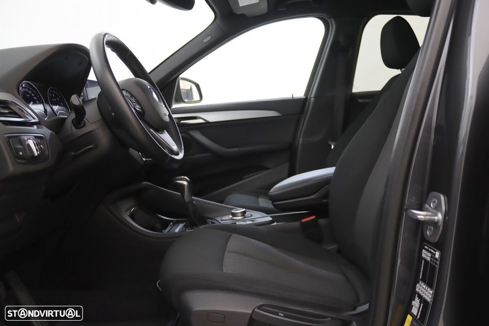 BMW X1 25 e xDrive Corporate Edition - 5