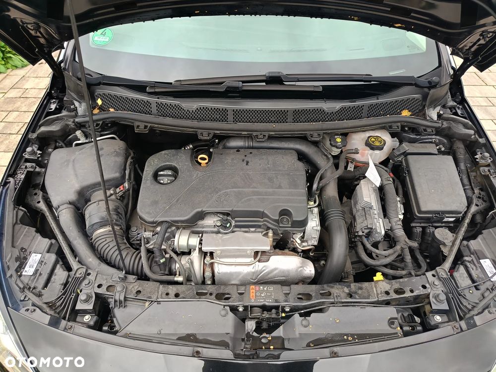 Opel Astra 1.4 Turbo Start/Stop Active - 31