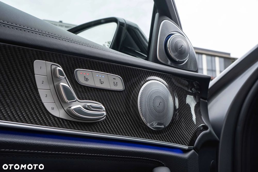 Mercedes-Benz Klasa E AMG 63 S 4-Matic+ - 18