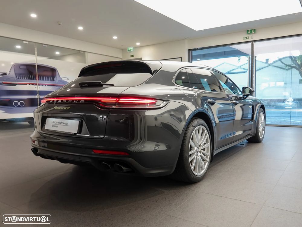 Porsche Panamera Sport Turismo 4 E-Hybrid - 7
