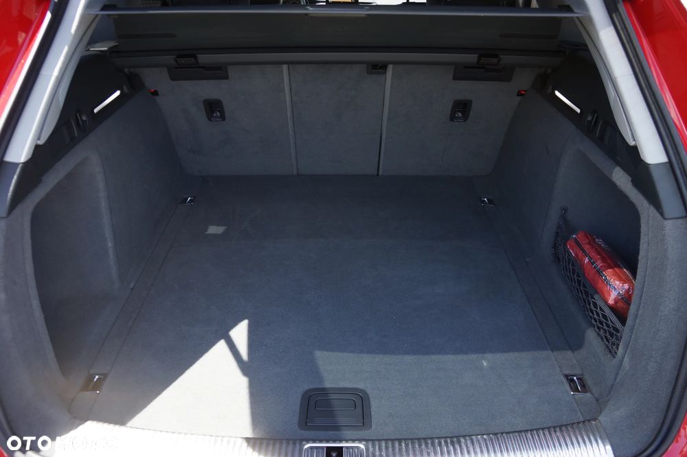 Audi A4 Avant 2.0 TDI - 31