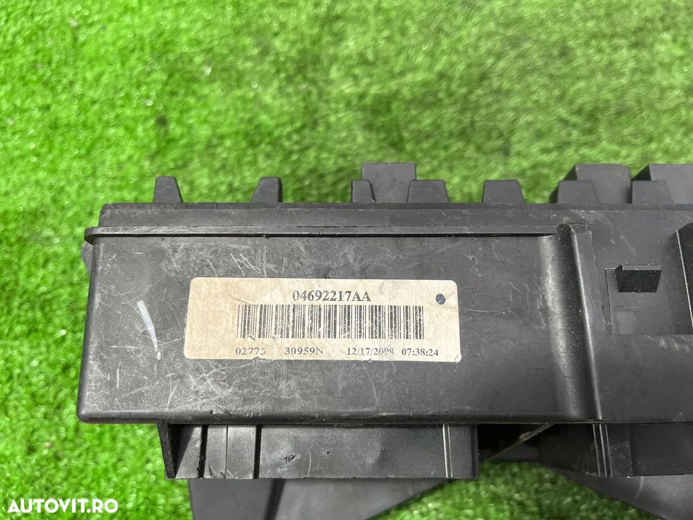 TABLOU PANOU SIGURANTE JEEP GRAND CHEROKEE WH MOTOR 3.0 DIESEL 2010 COD OEM 04692217AA 2004-2010 - 6