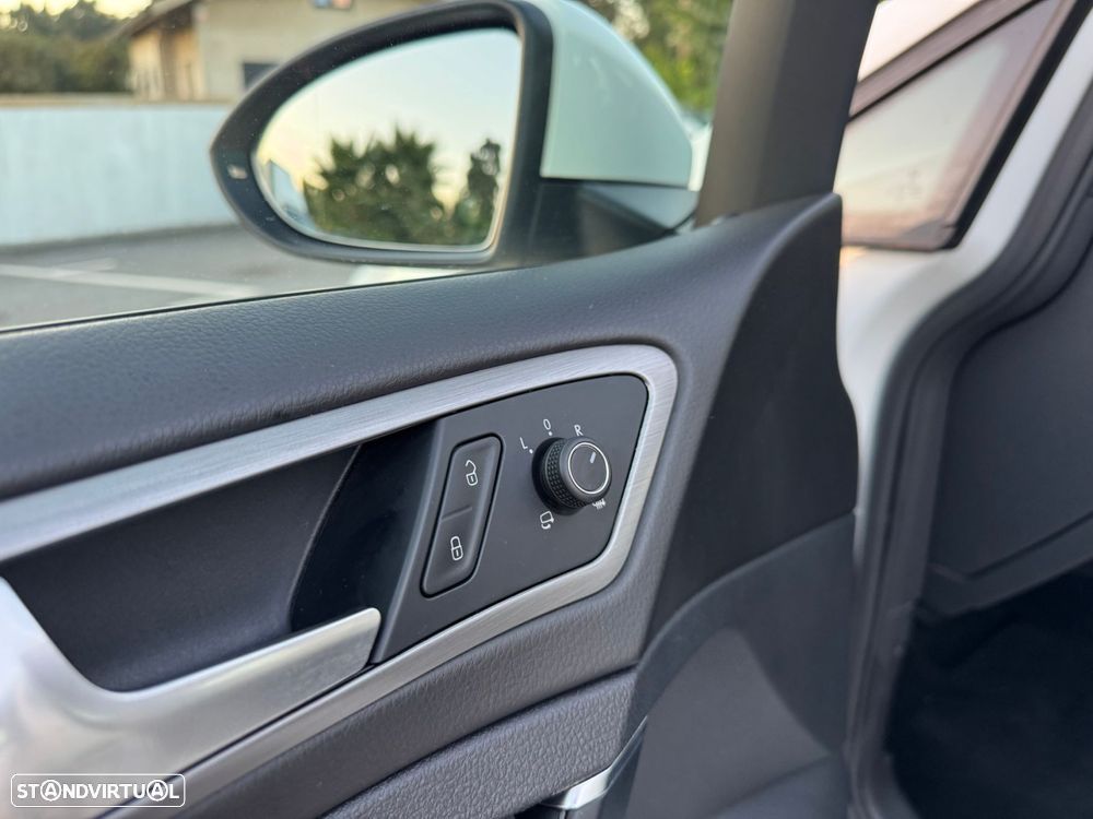 VW Golf 1.6 TDi Trendline - 20