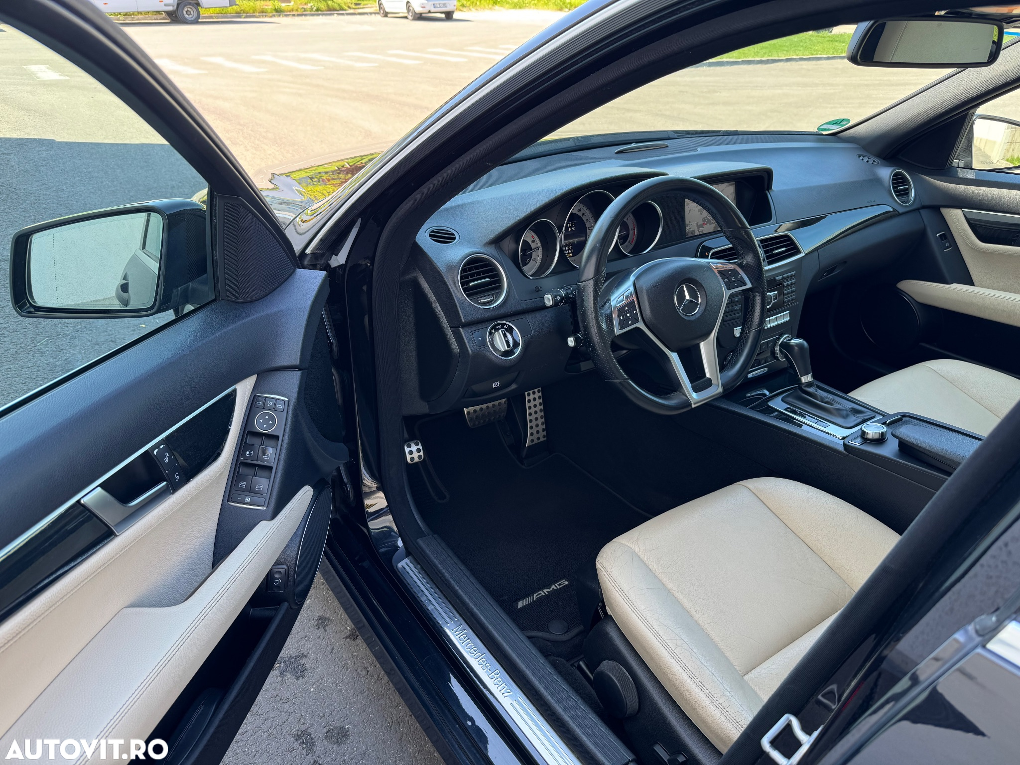 Mercedes-Benz C 220 (BlueTEC) d T 7G-TRONIC AMG Line - 16