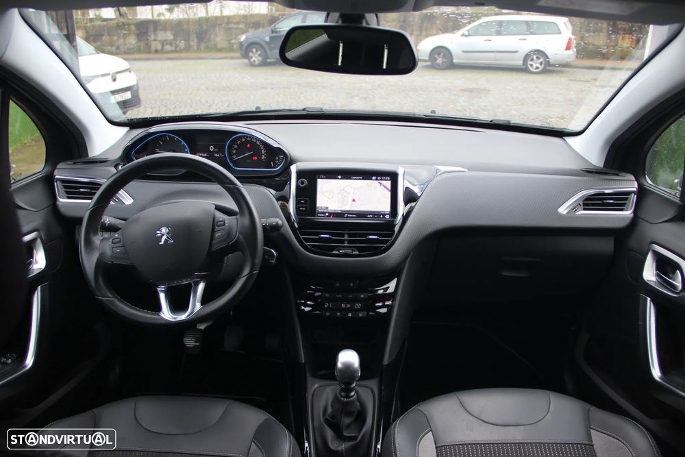Peugeot 2008 PureTech 130 Allure - 9