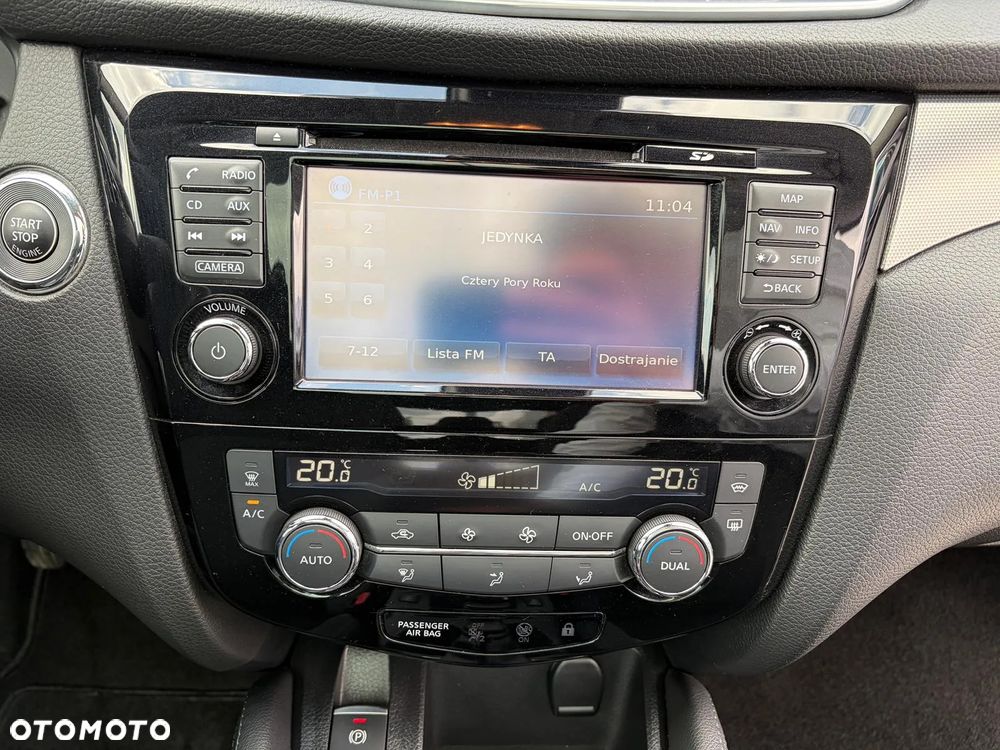 Nissan Qashqai 1.6 DIG-T N-Connecta - 17