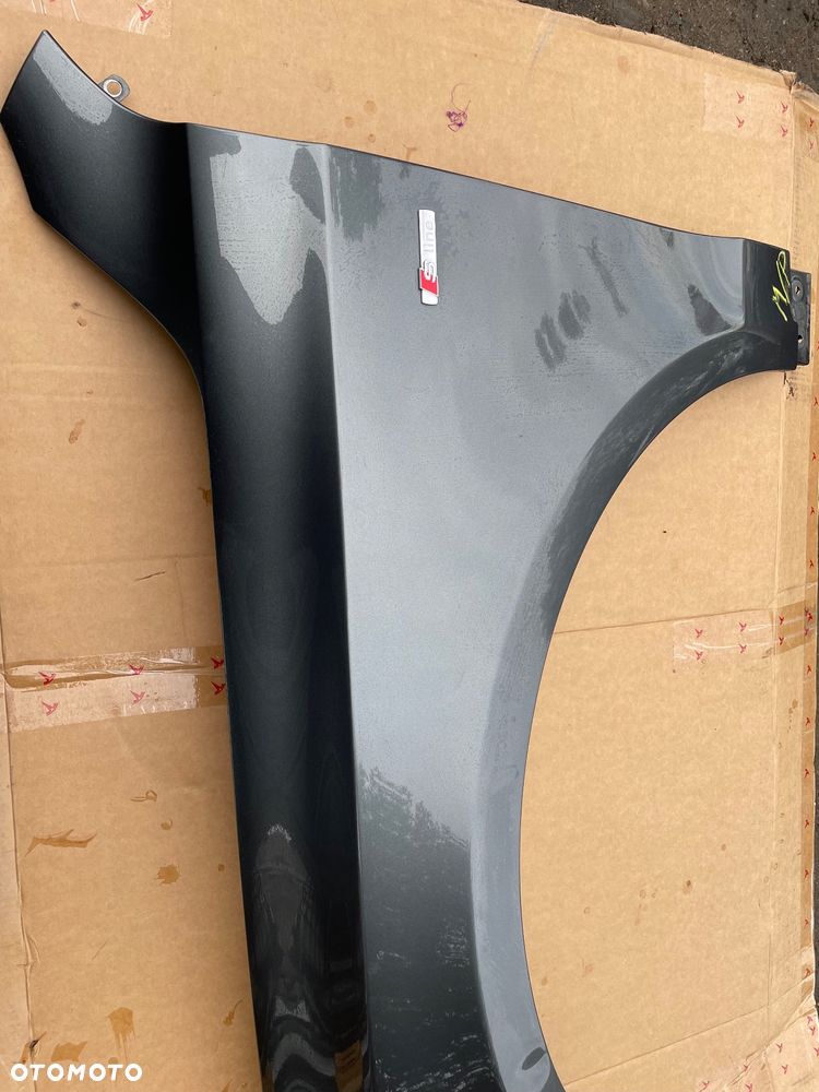 BŁOTNIK LEWY PRZÓD PRZEDNI AUDI Q5 8R0 - 8