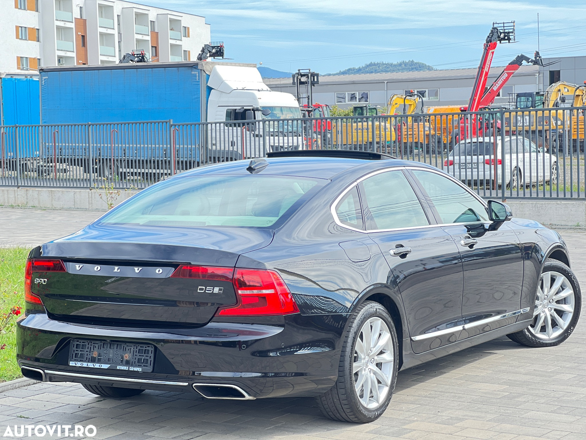 Volvo S90 D5 AWD Geartronic Inscription - 2