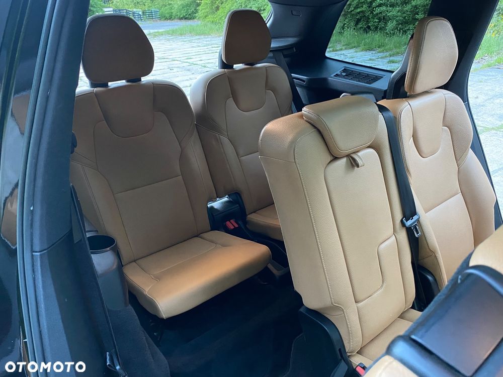 Volvo XC 90 T6 AWD Momentum 7os - 28