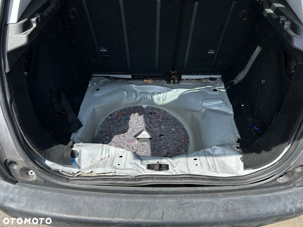 Peugeot 2008 - 17