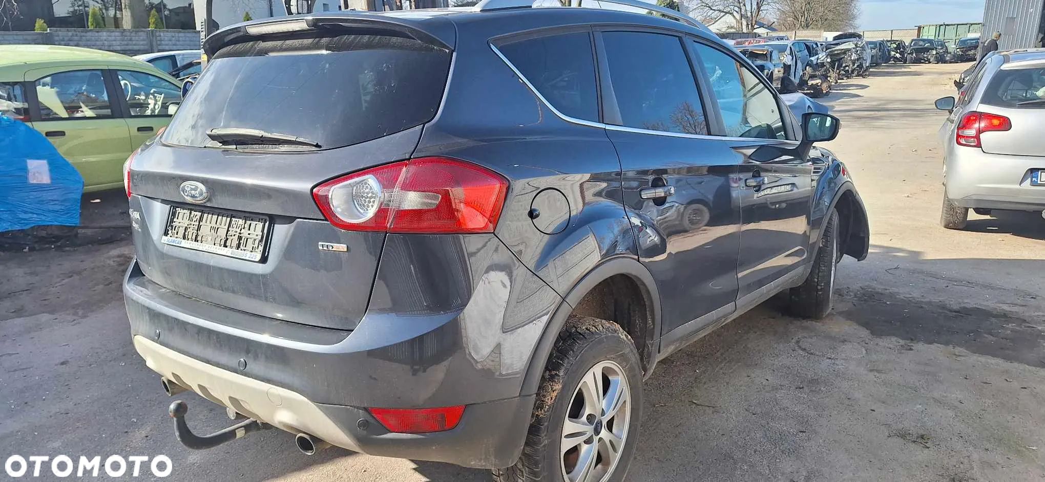Ford KUGA MK1 I 2WD belka zawieszenie tył - 1