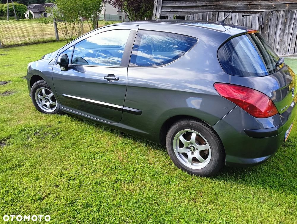 Peugeot 308 - 4
