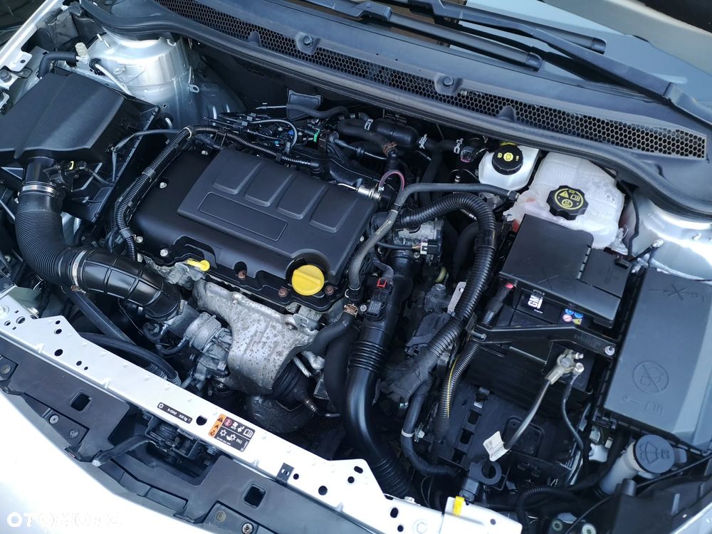 Opel Astra 1.4 T Enjoy - 31