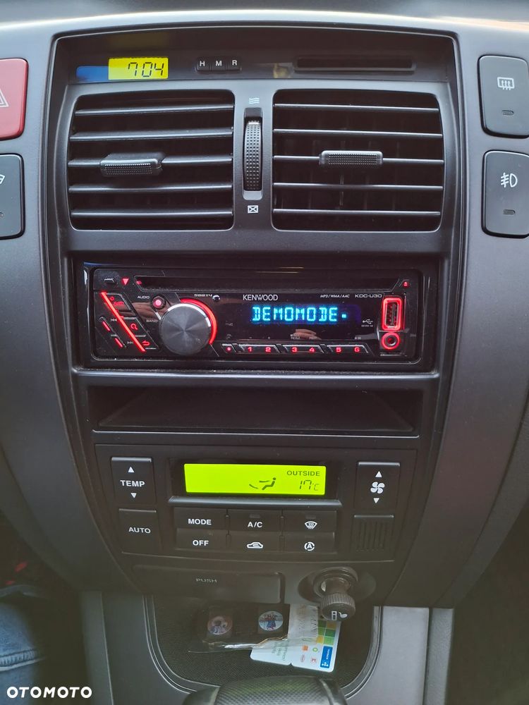 Hyundai Tucson 2.7 GLS - 16