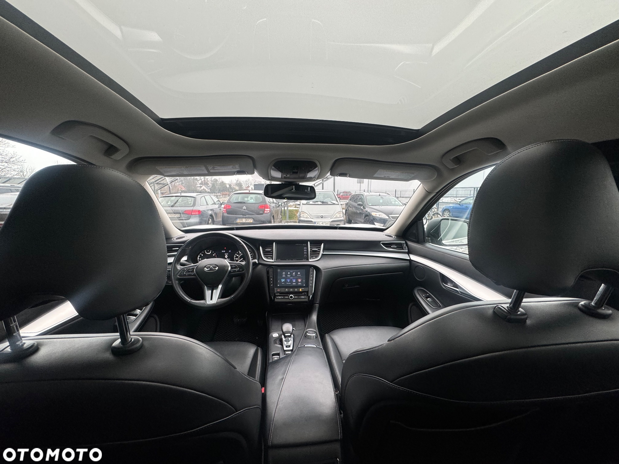 Infiniti QX50 - 12