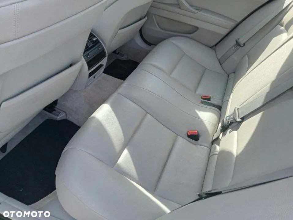 BMW Seria 5 - 17