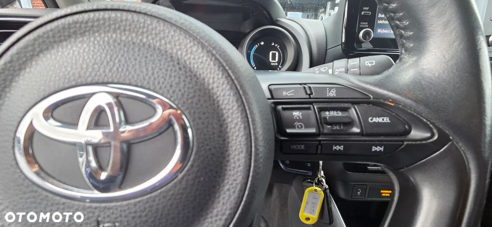 Toyota Yaris Hybrid 1.5 Comfort - 16