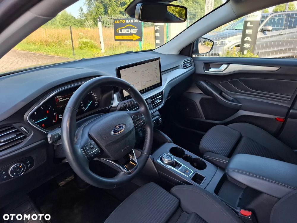 Ford Focus SW - 20