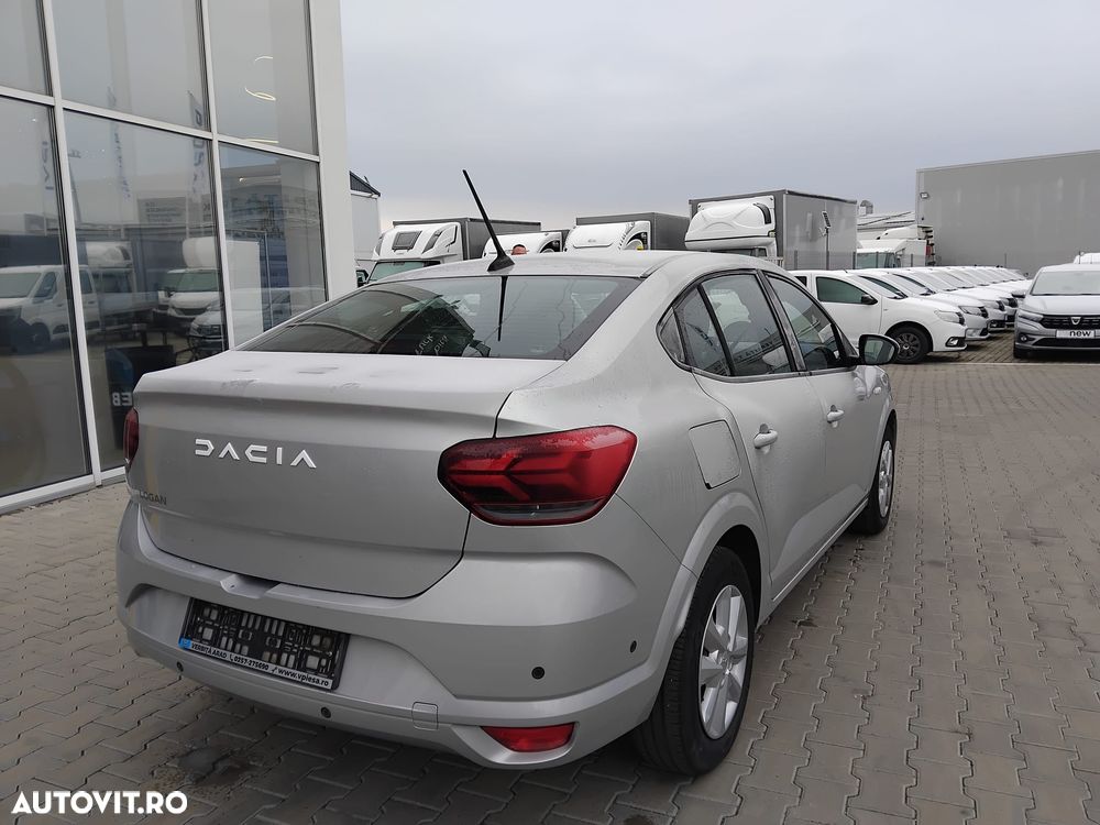 Dacia Logan TCe 90 MT6 Journey - 4
