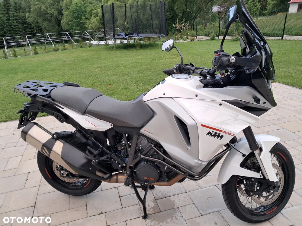 KTM Adventure - 10
