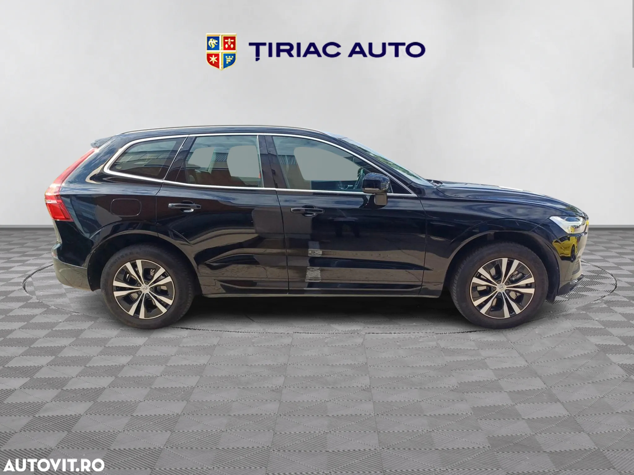 Volvo XC 60 B4 D AWD Geartronic Momentum - 6