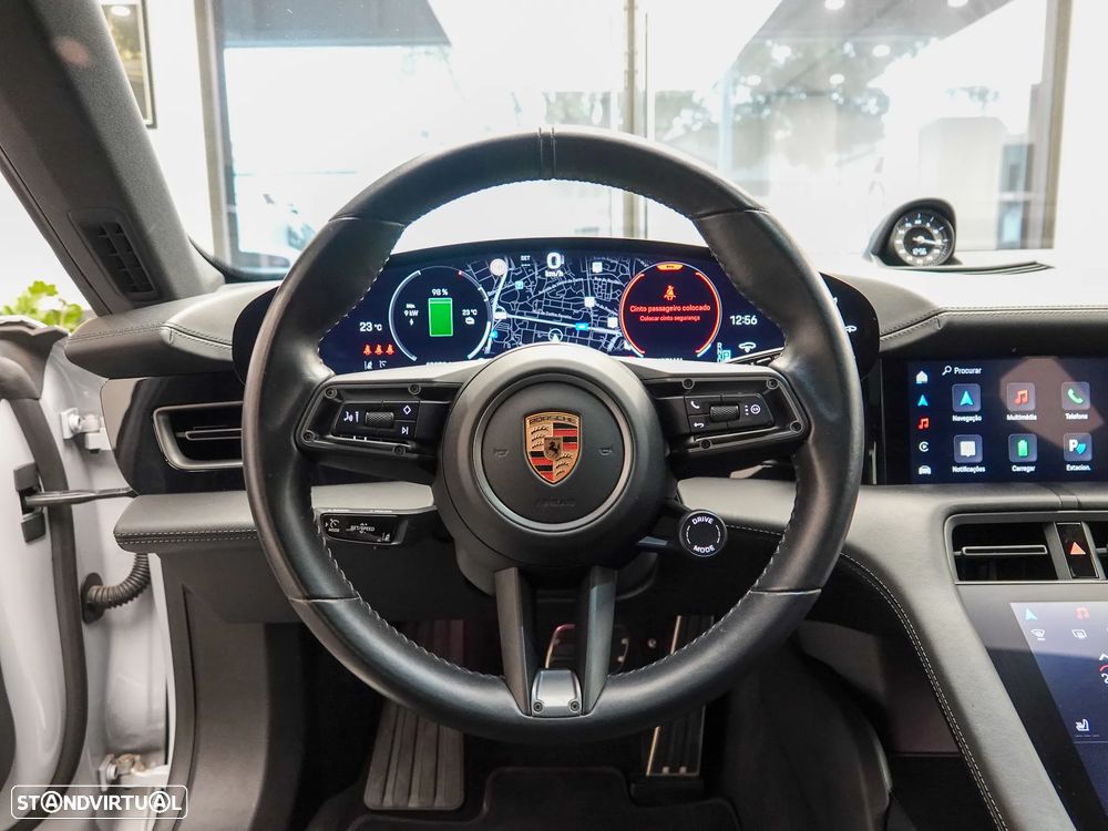 Porsche Taycan 4 - 23