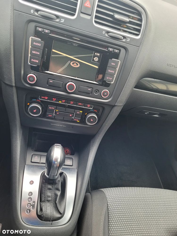 Volkswagen Golf - 15
