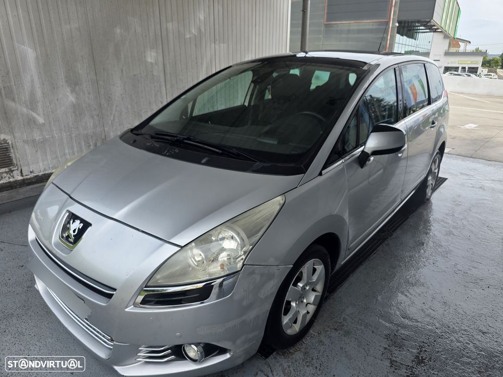 Peugeot 5008 1.6 E-HDi 7L Allure J17 CMP6 - 1