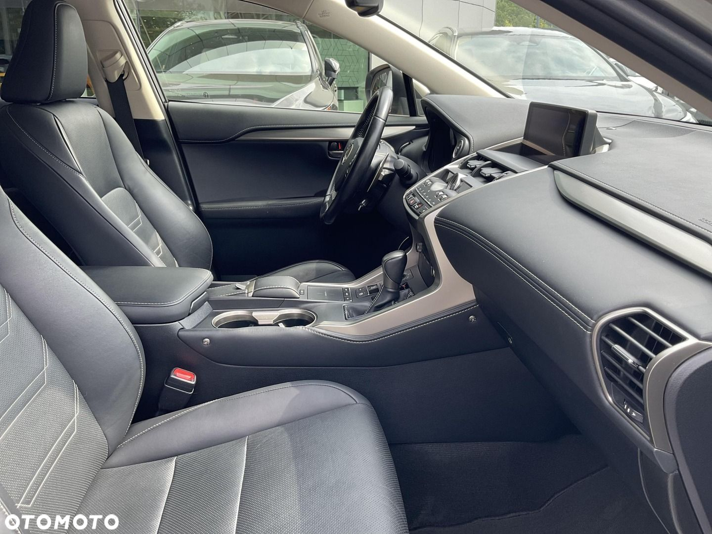 Lexus NX - 19