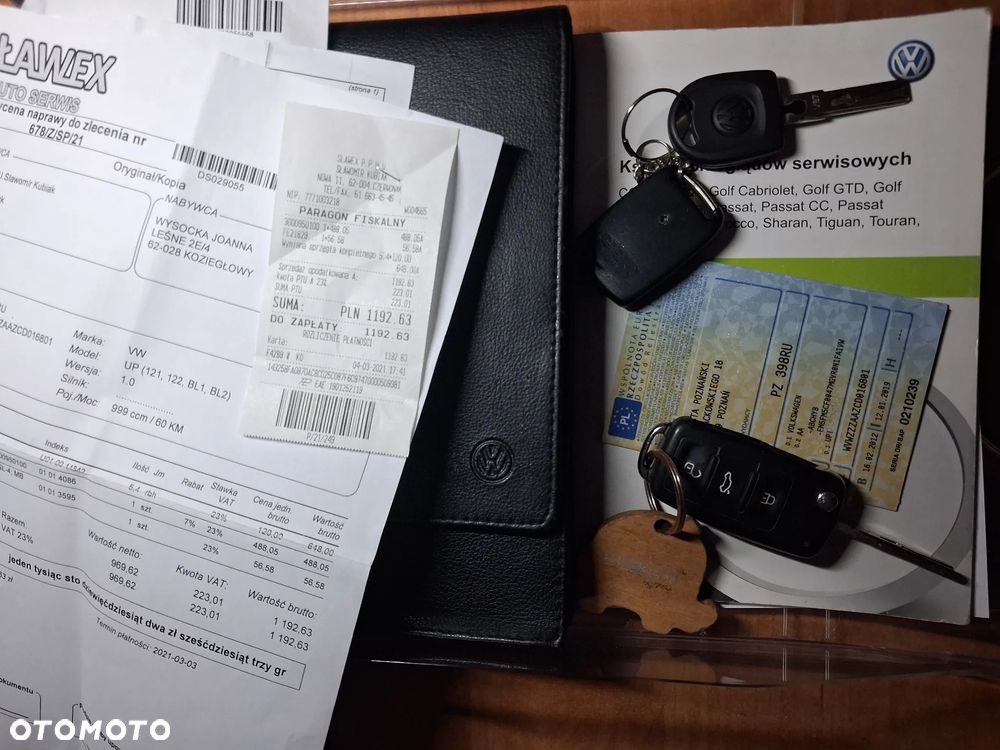 Volkswagen up! 1.0 white - 35