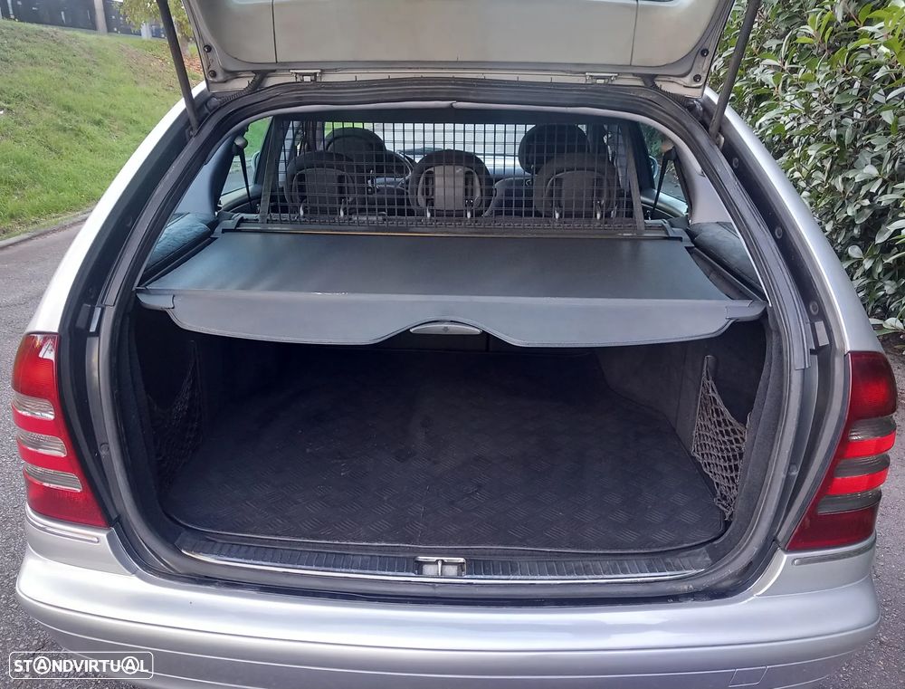 Mercedes-Benz C 220 CDi Avantgarde Aut. - 10