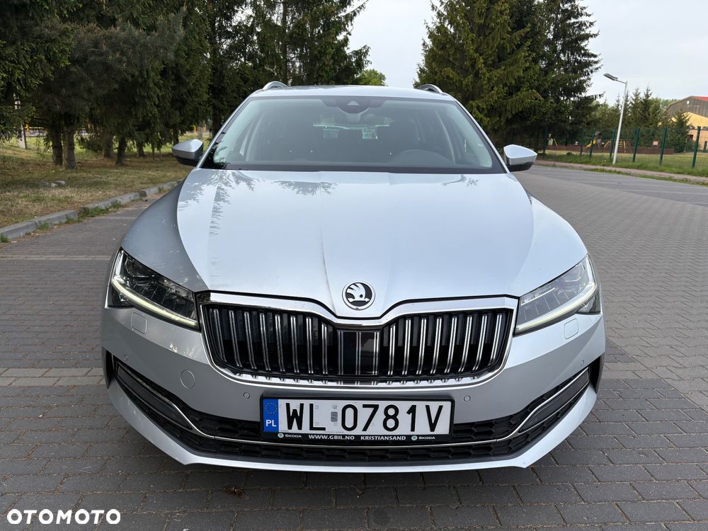 Skoda Superb 2.0 TDI 4x4 DSG L&K - 10