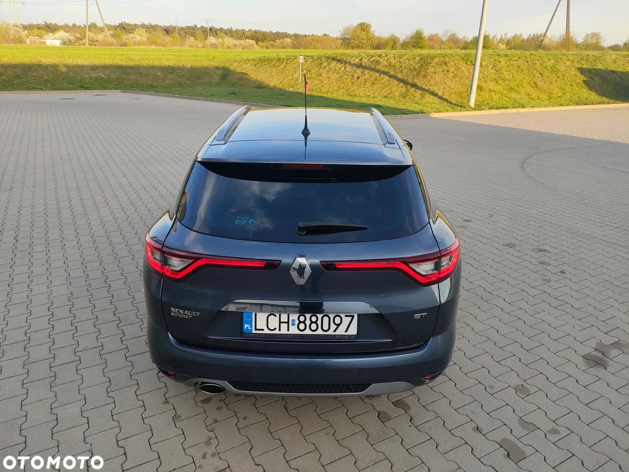 Renault Megane Grandtour ENERGY TCe 205 EDC GT - 6