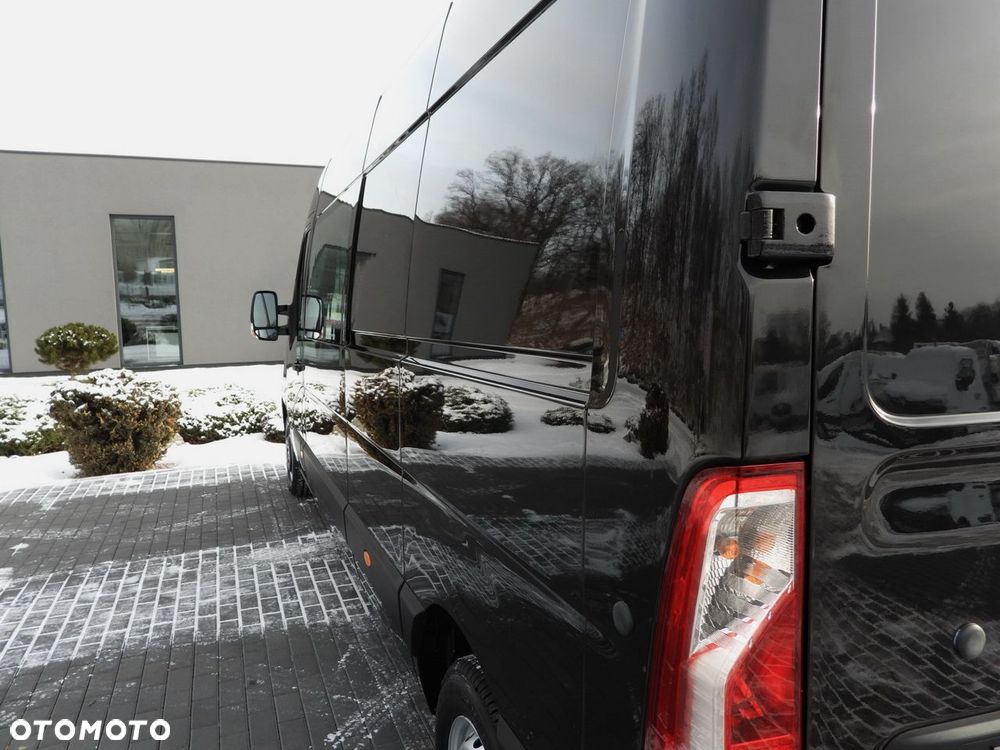 Renault MASTER FURGON BRYGADÓWKA 7 MIEJSC TEMPOMAT NAWIGACJA LEDY AUTOMAT  KLIMATYZACJA  180KM - 19